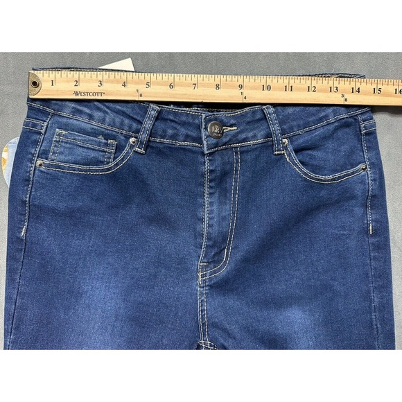 LEV Jeans Casual Boot Cut Flare Mid Rise Dark Wash Blue Juniors 11 29 x 31 NEW - Picture 9 of 12